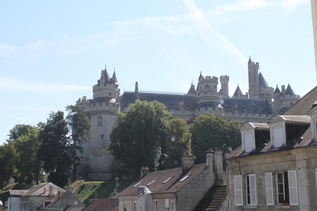 Aux Bles D'Or Pierrefonds Exterior foto